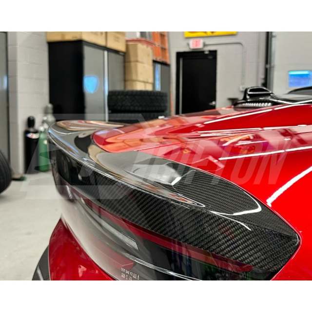 Novitec Style Dry Carbon Fiber Rear Spoiler Wing For Maserati MC20