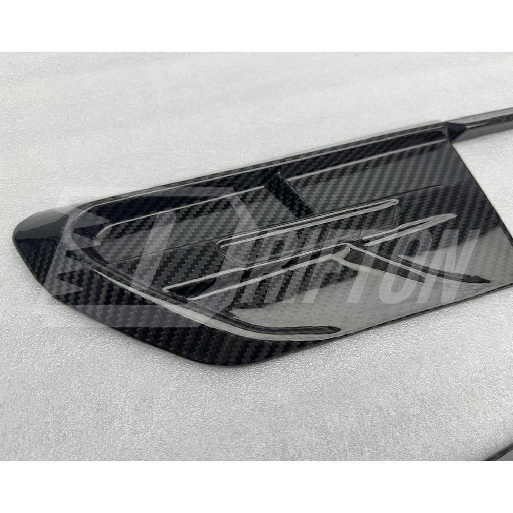 Mansory Style Dry Carbon Fiber Fenders Trim For BMW 7 Series G70 2023-ON