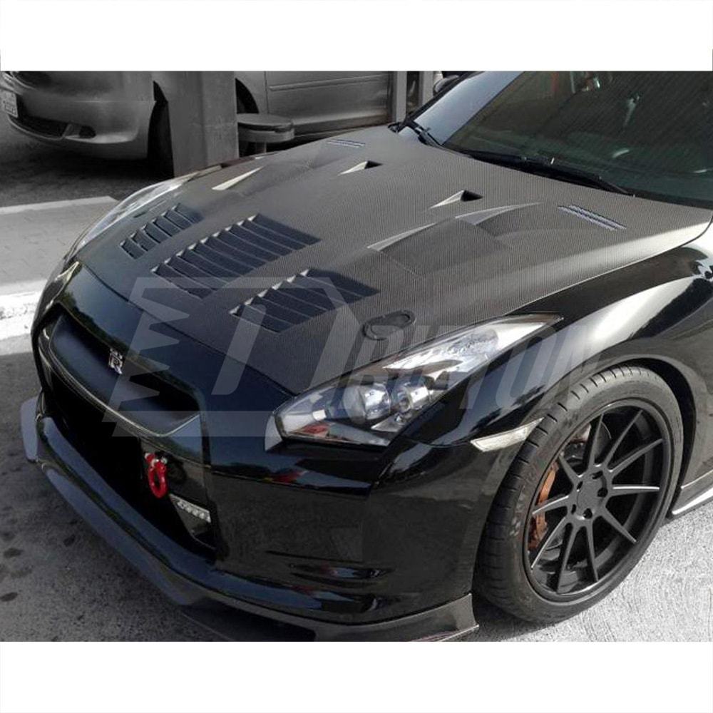 GT2 Style Carbon Fiber Hood For Nissan R35 GTR 2008-2016