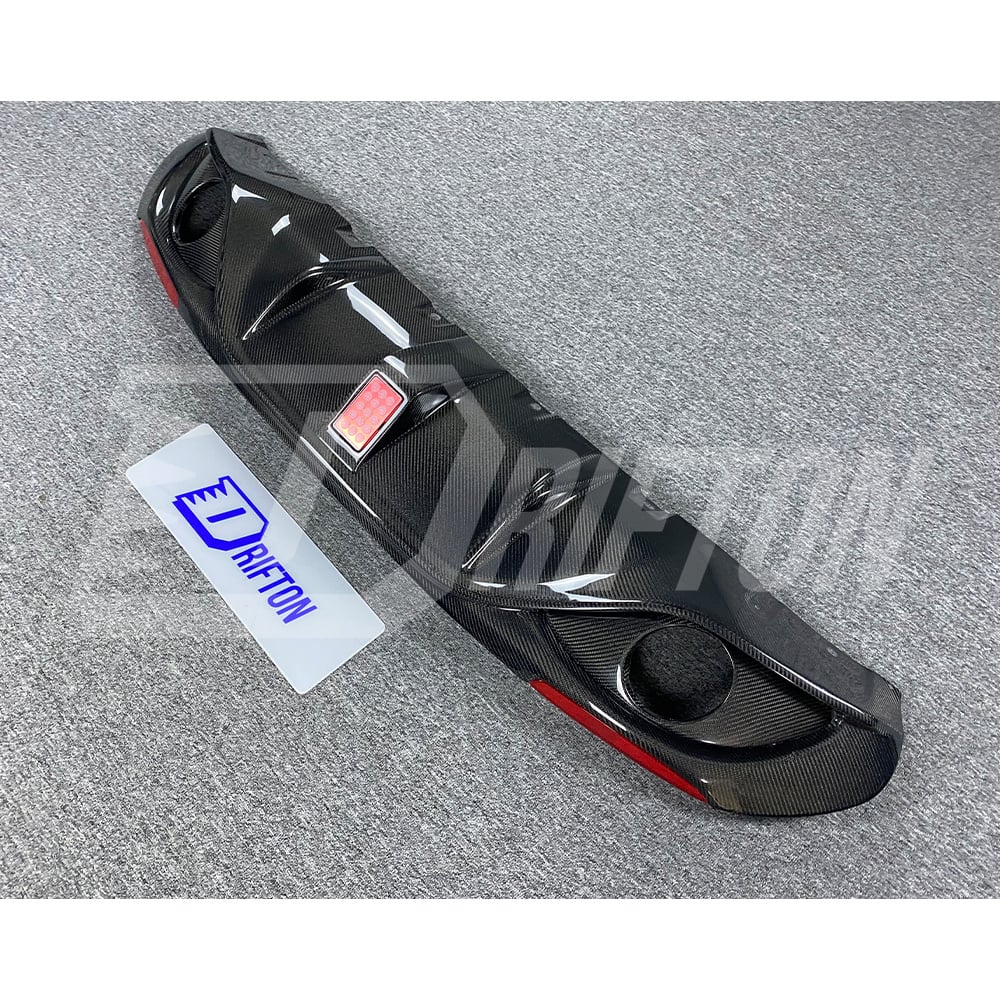 Carbon Fiber Rear Diffuser With Light For Alfa Romeo Giulia Base Ti 2016-2023
