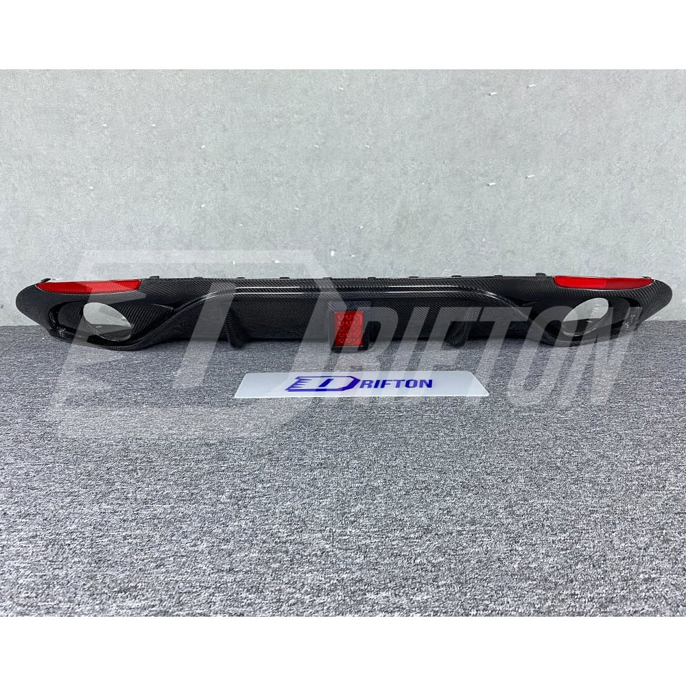 Carbon Fiber Rear Diffuser With Light For Alfa Romeo Giulia Base Ti 2016-2023