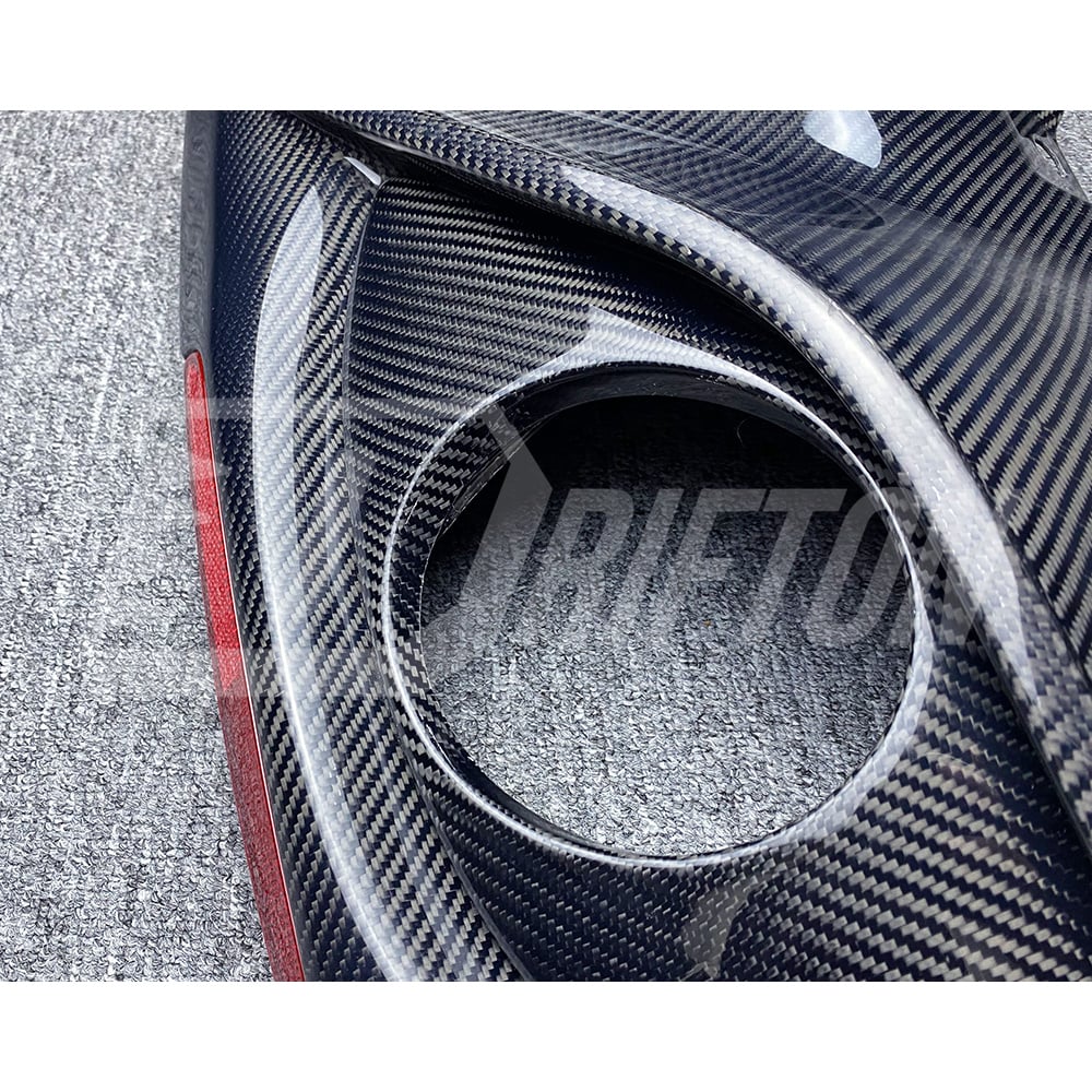 Carbon Fiber Rear Diffuser With Light For Alfa Romeo Giulia Base Ti 2016-2023