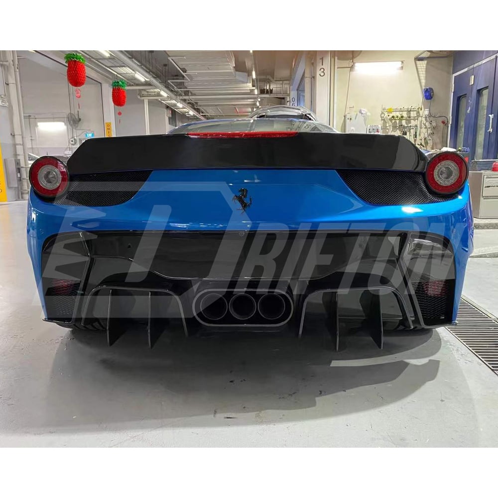 Vorsteiner Style Half Carbon Fiber Rear Bumper With Exhaust Tips For Ferrari 458 Itaia Speciale 2009-2015