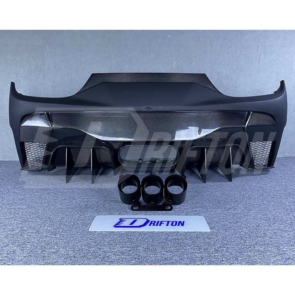 Vorsteiner Style Half Carbon Fiber Rear Bumper With Exhaust Tips For Ferrari 458 Itaia Speciale 2009-2015