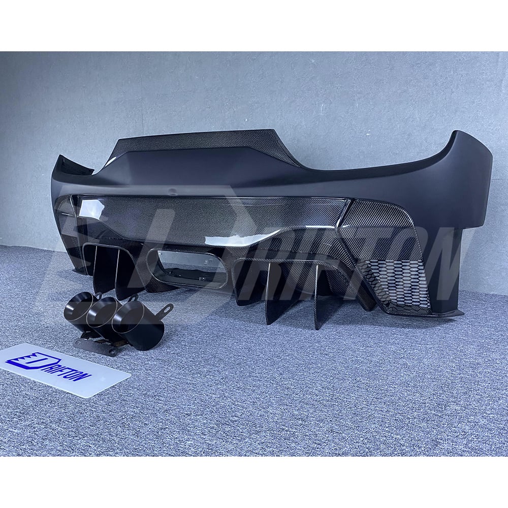 Vorsteiner Style Half Carbon Fiber Rear Bumper With Exhaust Tips For Ferrari 458 Itaia Speciale 2009-2015