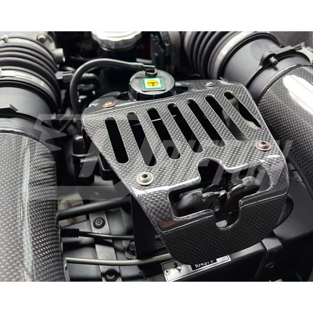 Dry Carbon Fiber Engine Bay Lock Cover For Ferrari 458 Italia Spider 2009-2015