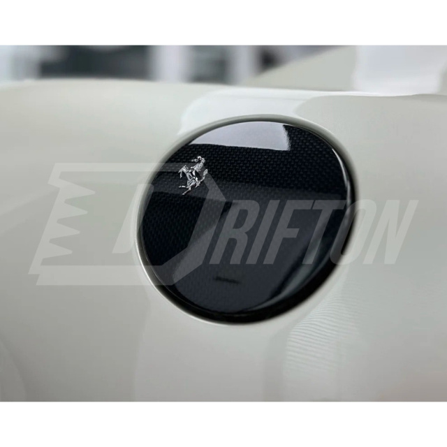 Dry Carbon Fiber Fuel Tank Lid Gas Cap For Ferrari 458 Spider 2009-2015