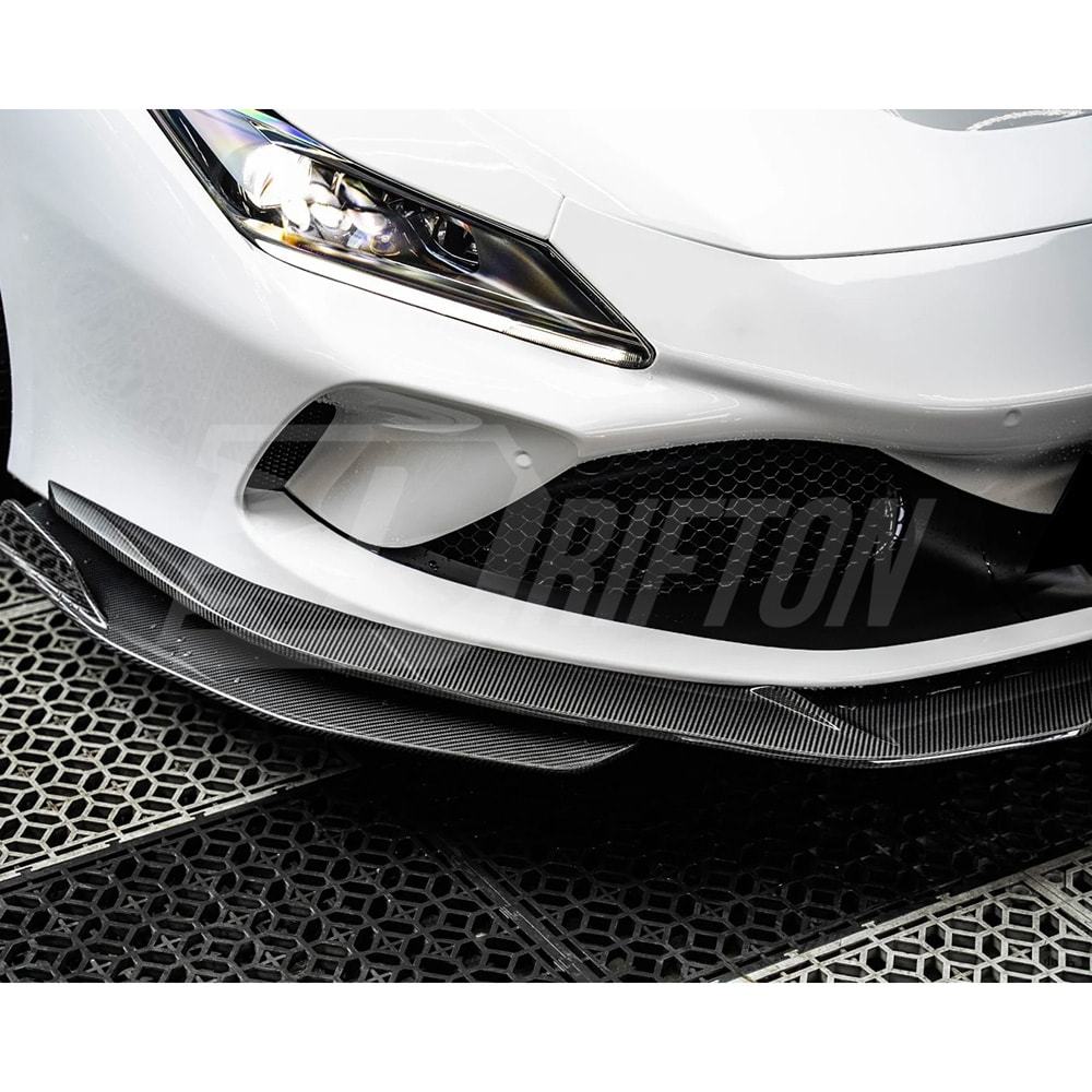 PT Style Dry Carbon Fiber Front Side Splliters For Ferrari F8 Tributo Spider 2019-2022