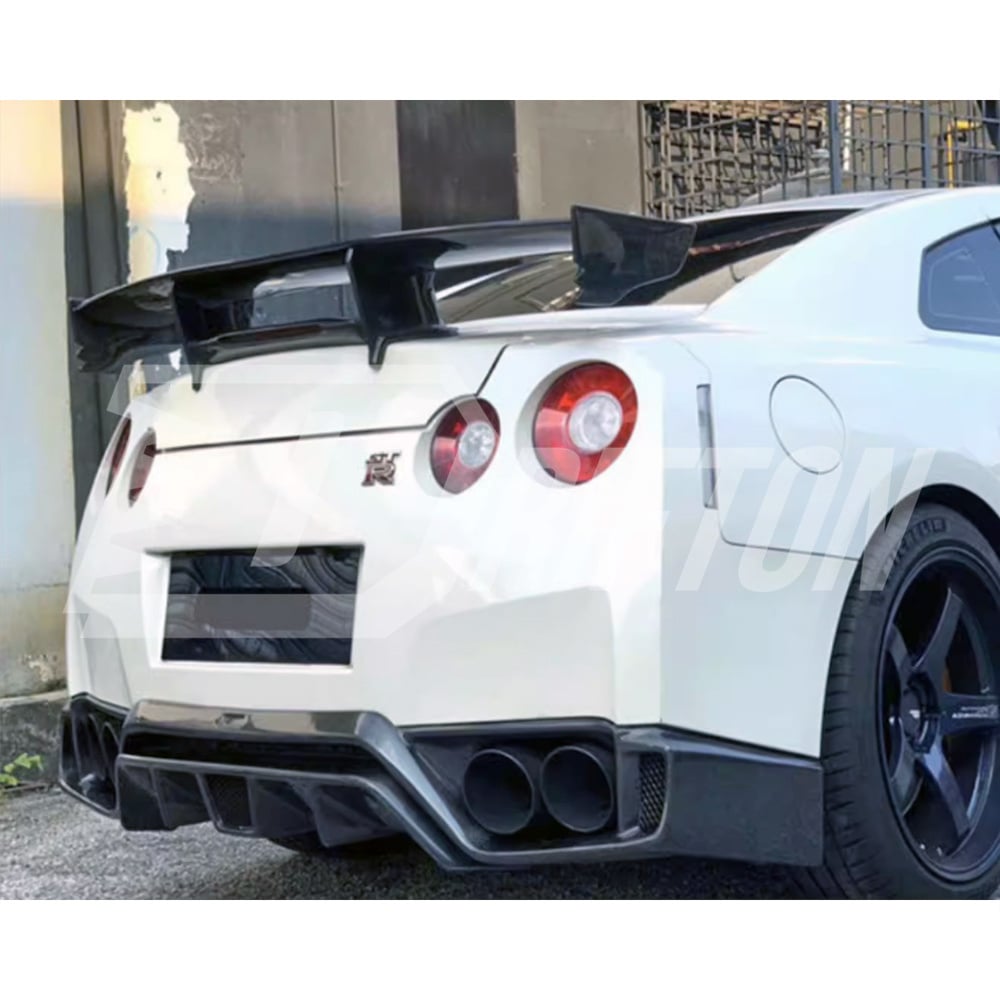 Tommy Kaira Style Carbon Fiber Rear Diffuser For Nissan R35 GTR 2012-2016