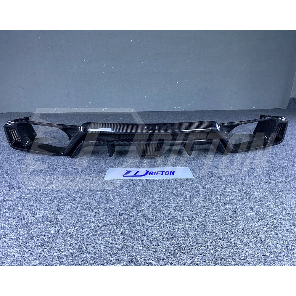 Tommy Kaira Style Carbon Fiber Rear Diffuser For Nissan R35 GTR 2012-2016