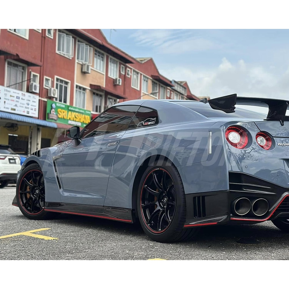 Nismo Style Carbon Fiber Side Skirt For Nissan R35 GTR 2008-2026
