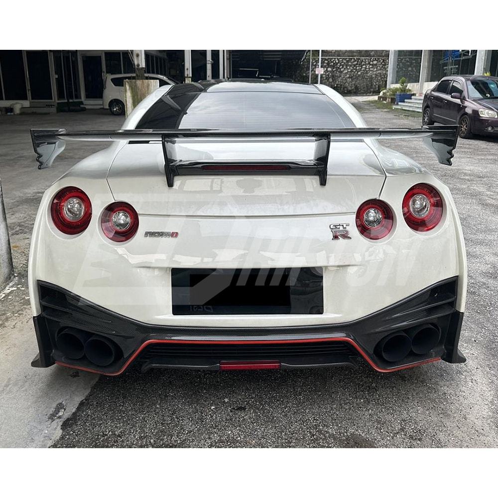 Nismo Style Partial Carbon Fiber Rear Bumper For Nissan R35 GTR 2008-2023