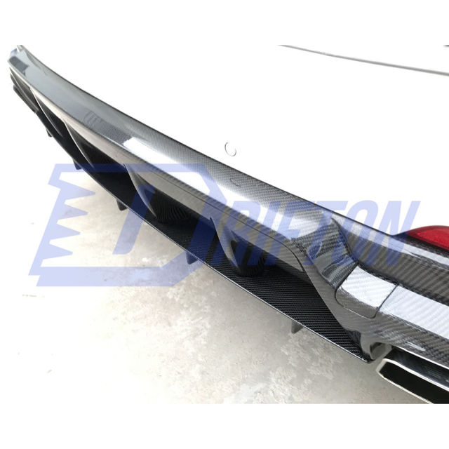 Mansory Style Dry Carbon Fiber Rear Diffuser For Maserati Levante 2016-2018