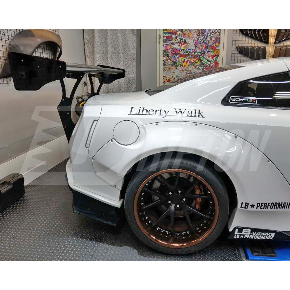 LB Performance V2 Style Partial Carbon Fiber Wide Body Kit For Nissan R35 GTR 2008-2023