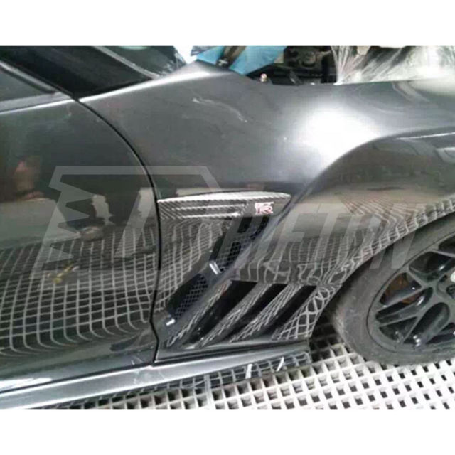 2013 Varis Style Partial Carbon Fiber Wide Fender Set For Nissan R35 GTR 2008-2011