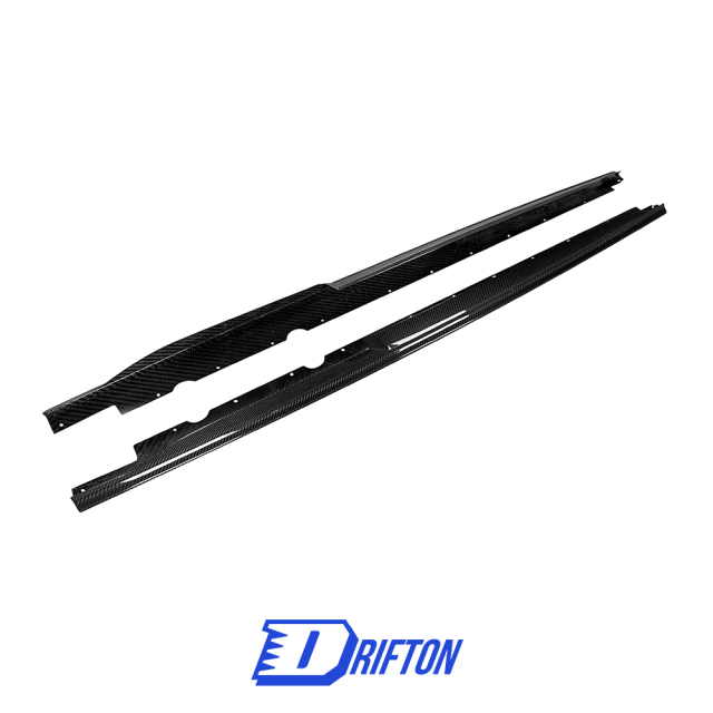 GT RWD Style Dry Carbon Fiber Side Skirt For Audi R8 2020-2024