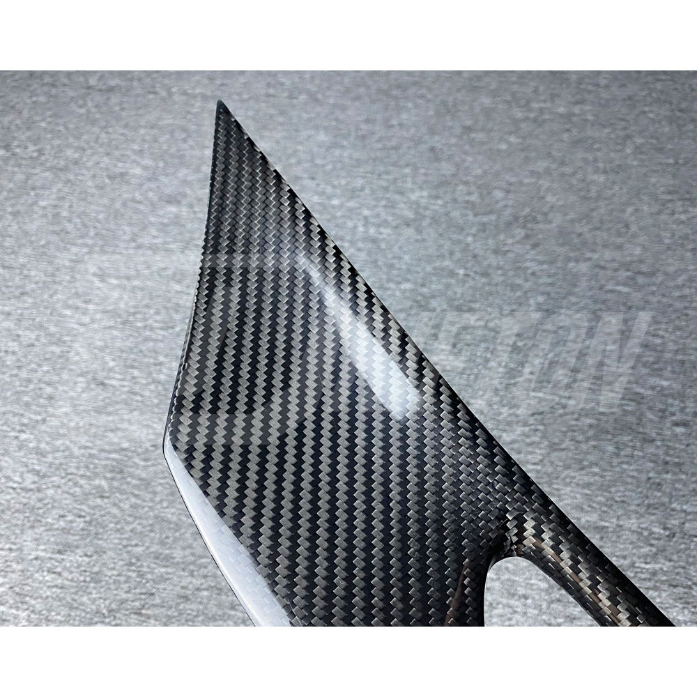 Novitec Style Dry Carbon Fiber Hood Vent Trim For Ferrari 812 Superfast GTS 2017-2023