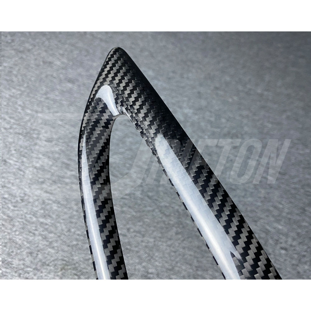Novitec Style Dry Carbon Fiber Hood Vent Trim For Ferrari 812 Superfast GTS 2017-2023
