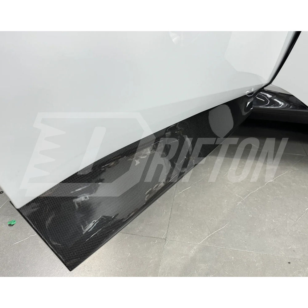 OEM Style Dry Carbon Fiber Aero Body Kits For Ferrari Purosangue FUV