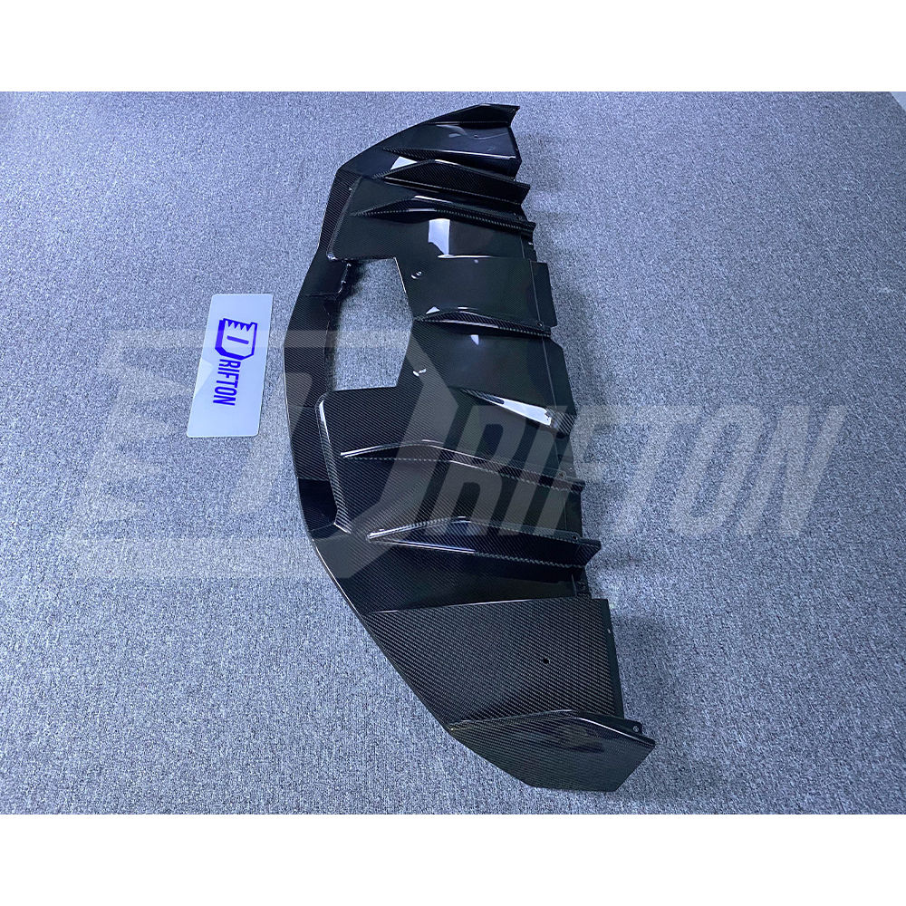 Vorsteiner Style Dry Carbon Fiber Rear Diffuser For Lamborghini Aventador LP700-4