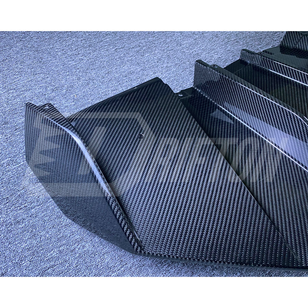 Vorsteiner Style Dry Carbon Fiber Rear Diffuser For Lamborghini Aventador LP700-4