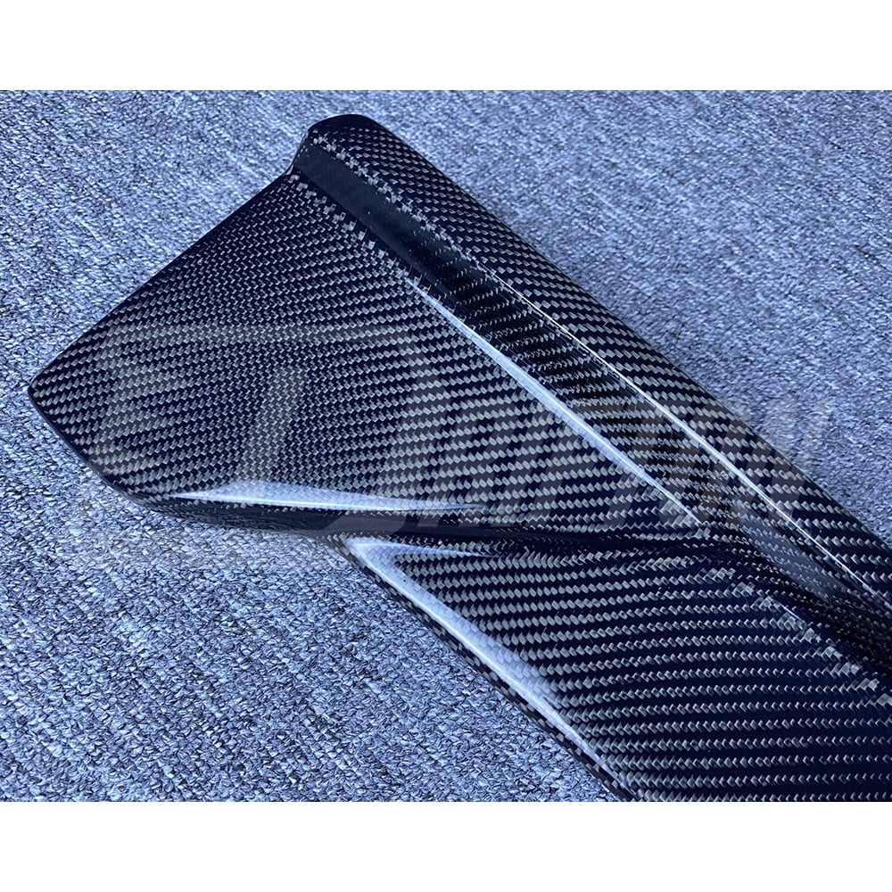 LD Style Carbon Fiber Side Skirt For BMW F95 X5M 2019-2023