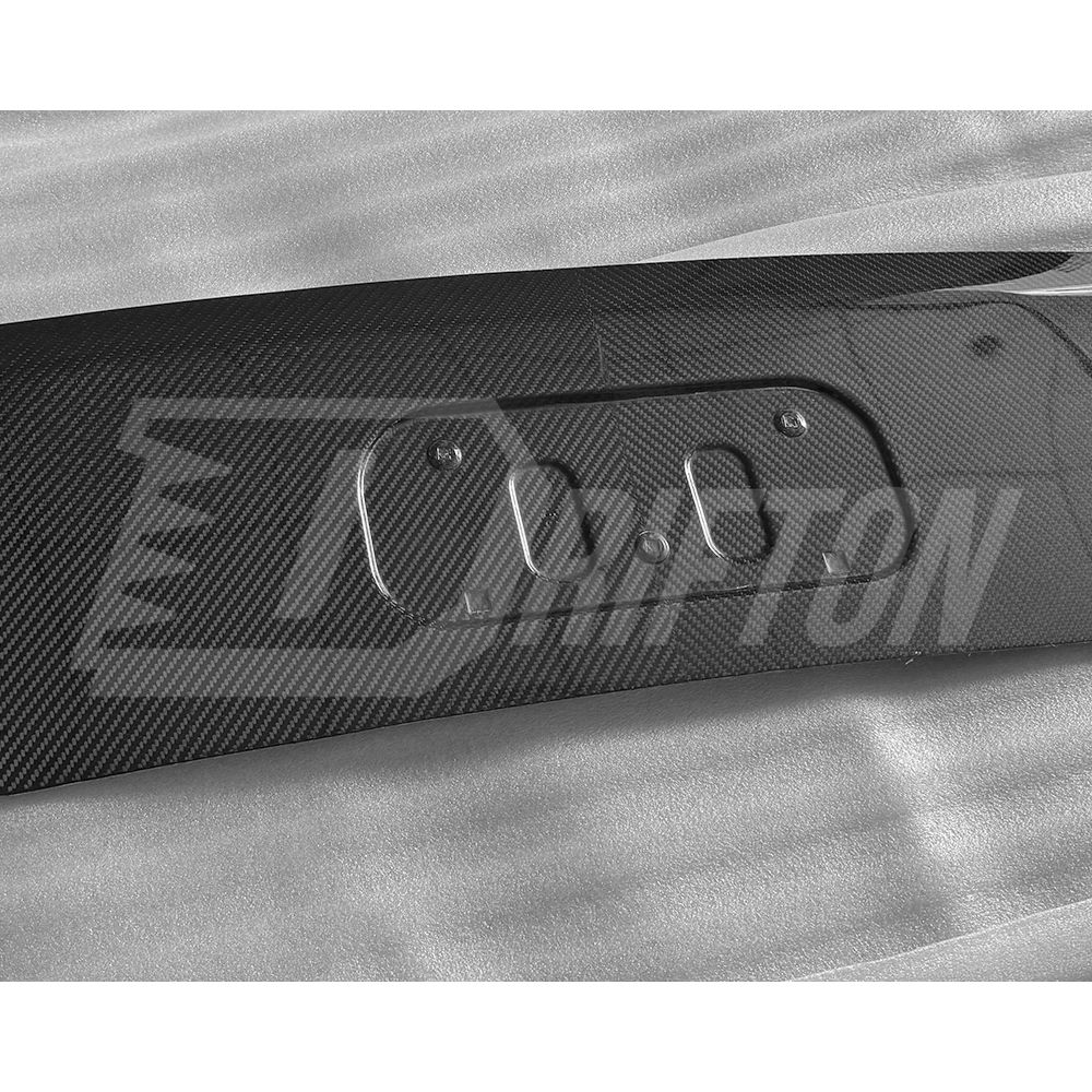 Dry Carbon Fiber Trunk Central Trim License Plate For Alfa Romeo Giulia Quadrifoglio 2016-2023