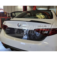 Dry Carbon Fiber Trunk Central Trim License Plate For Alfa Romeo Giulia Quadrifoglio 2016-2023