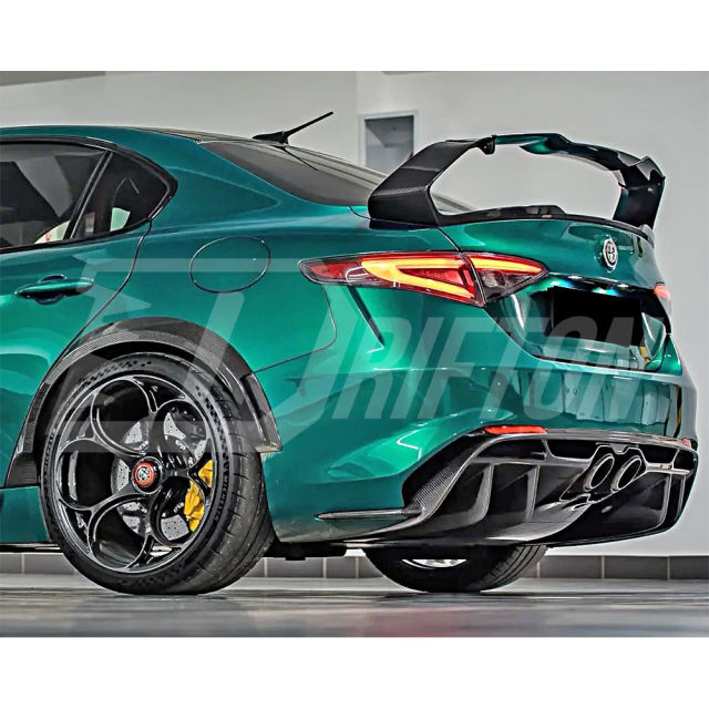 GTAM Style Carbon Fiber Rear Fender Wheel Flare Trim For Alfa Romeo Giulia 2016-2023