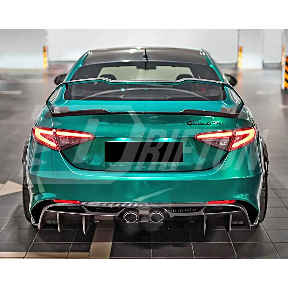 GTAM Style Carbon Fiber Rear Fender Wheel Flare Trim For Alfa Romeo Giulia 2016-2023