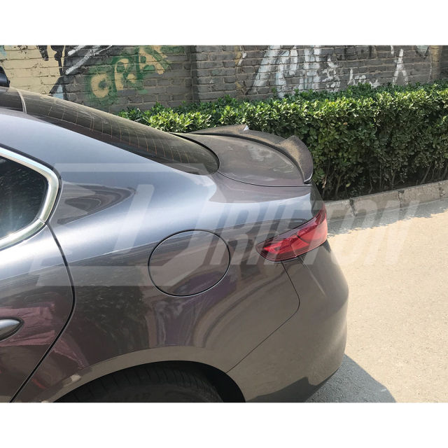 Quadrifoglio Style Carbon Fiber Rear Trunk Wing Spoiler For Alfa Romeo Giulia 2016-2023