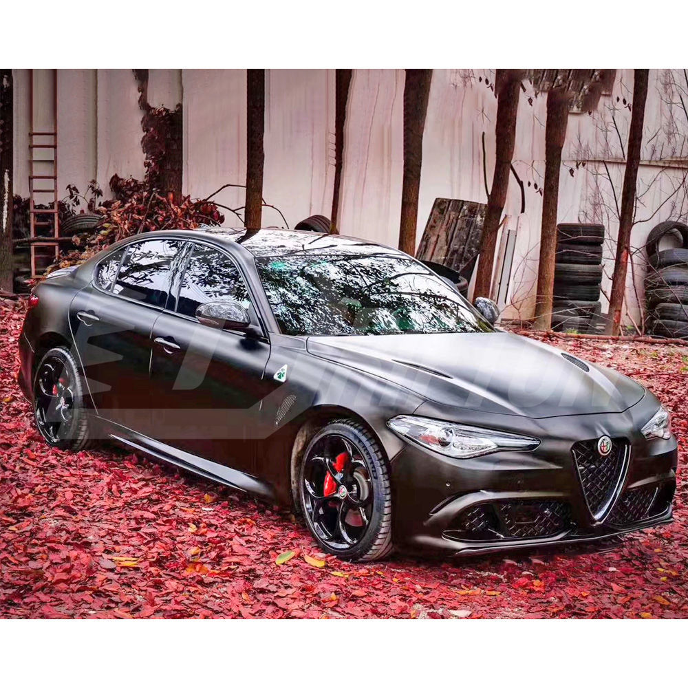 Quadrifoglio Style Glass Fiber Fender For Alfa Romeo Giulia 2016-2023