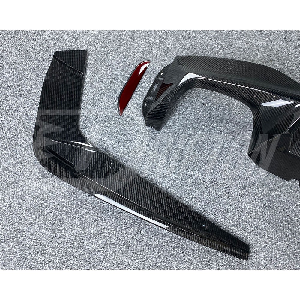 3D Style Dry Carbon Fiber Rear Diffuser For BMW 5 Series G30 G38 2017-2023