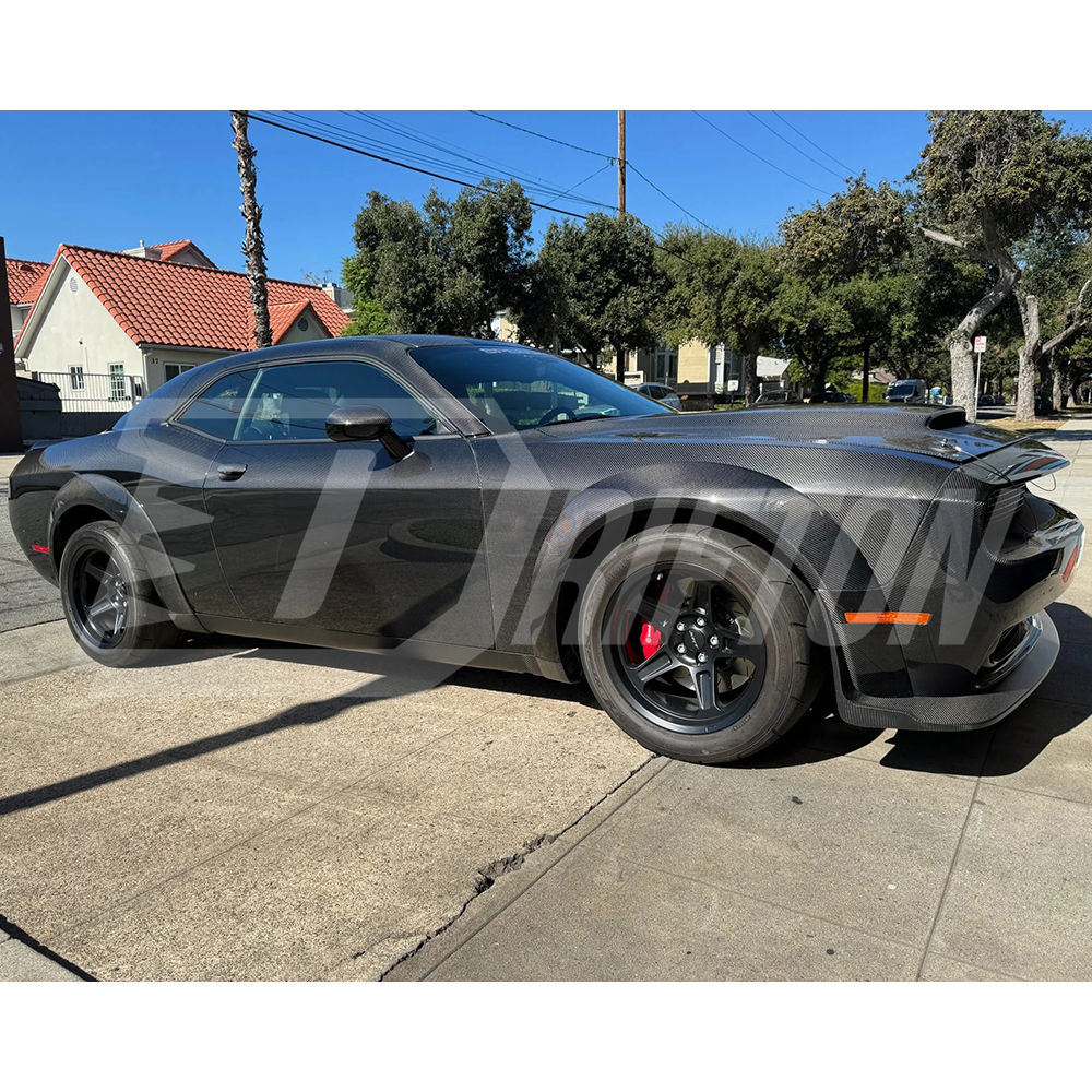Hellcat Style Carbon Fiber Front Fenders For Dodge Challenger 2015-2023