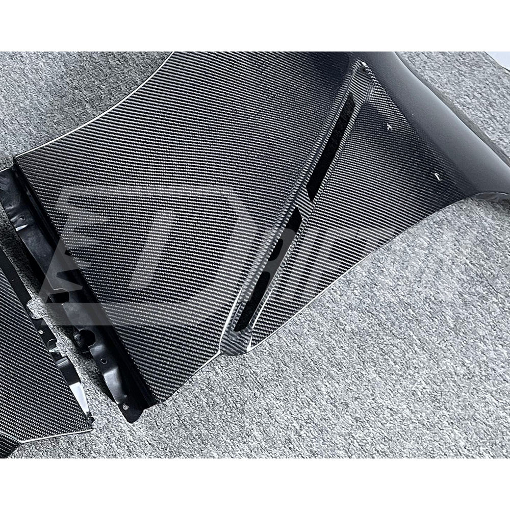 Nismo MY20 Style Carbon Fiber Fender For Nissan R35 GTR 2008-2026  (Vent Separately)
