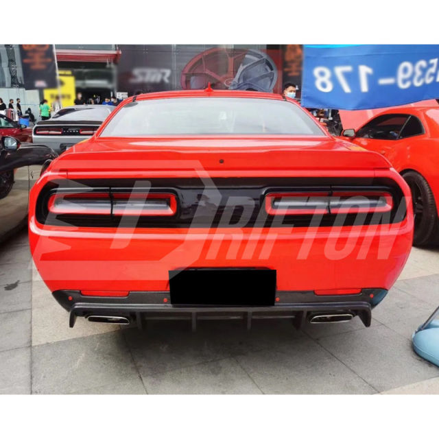 SRT Style Carbon Fiber Rear Diffuser For Dodge Challenger 2015-2023
