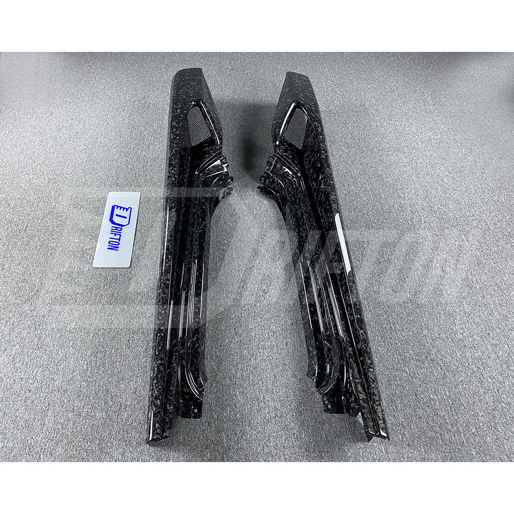 Novitec Style Forged Dry Carbon Fiber Side Skirt For Lamborghini Huracan EVO RWD 2014-2025
