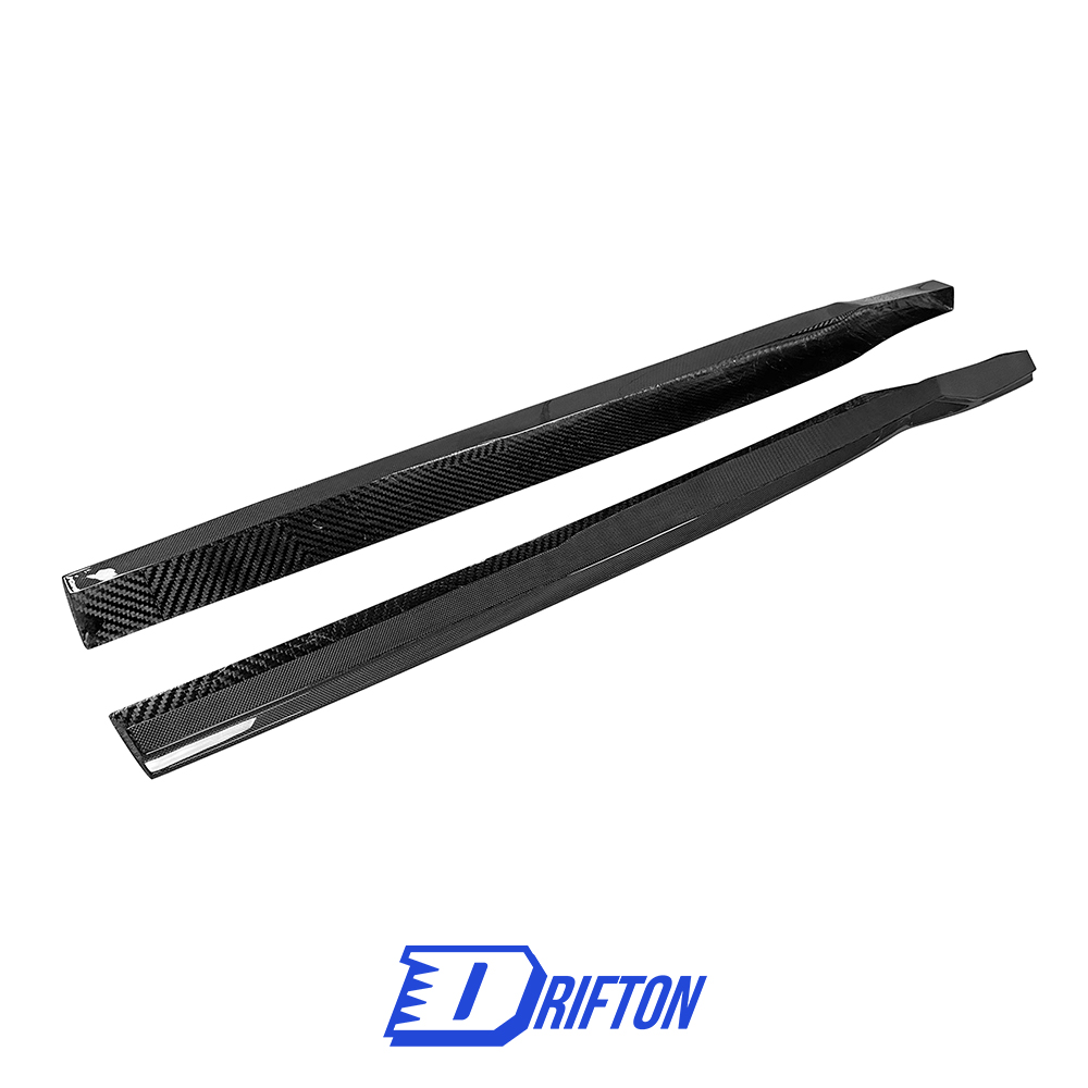 Novitec Style Dry Carbon Fiber Side Skirt For Ferrari 812 Superfast GTS 2017-2023