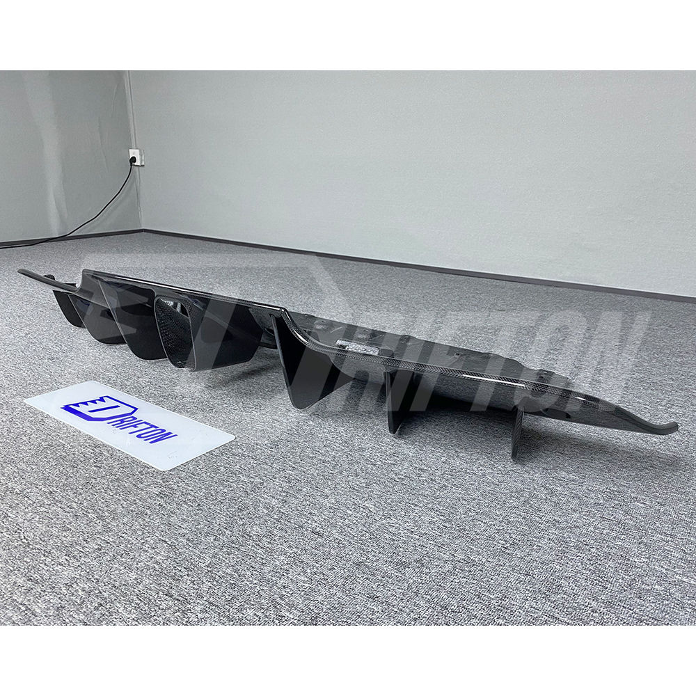 Novitec Style Dry Carbon Fiber Rear Diffuser For Ferrari 488 GTB Spider 2015-2018