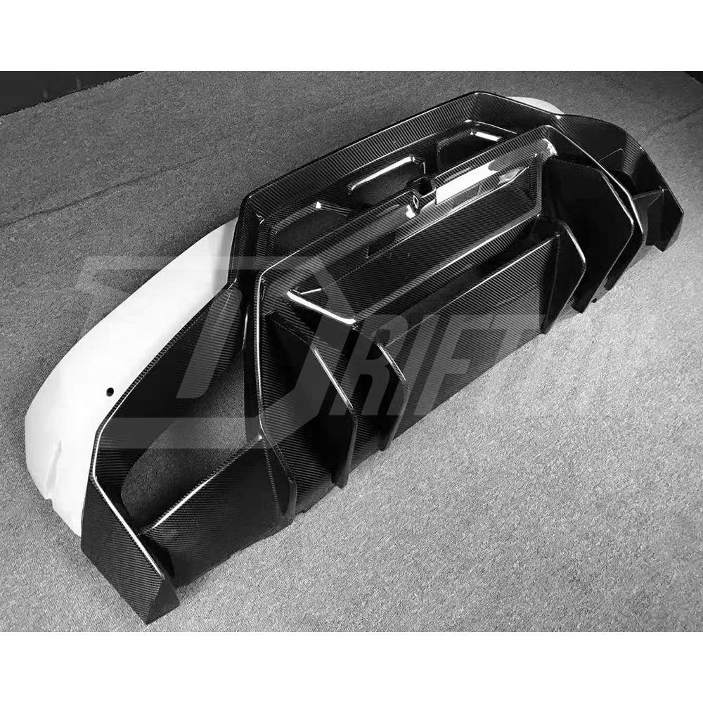 Vorsteiner Style Dry Carbon Fiber With Portion Primer Rear Bumper For Lamborghini Huracan LP580 & LP610 2014-2019