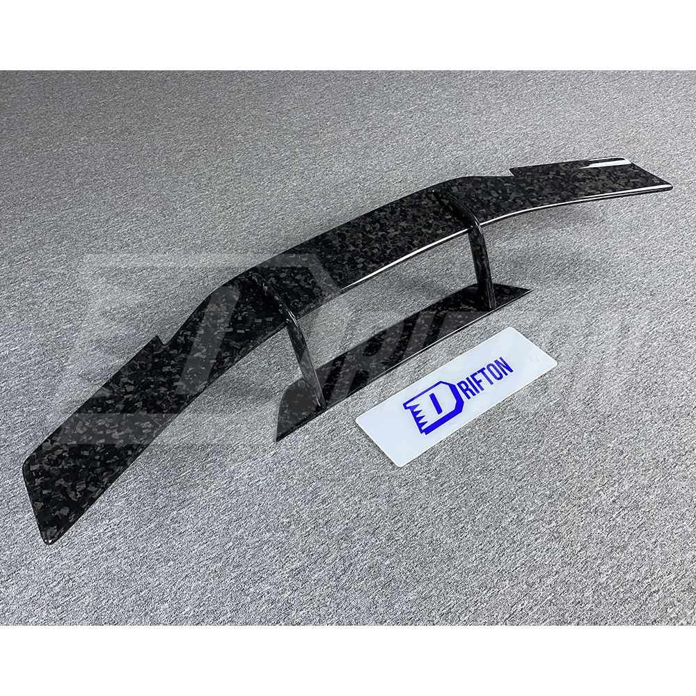 Novitec Style Dry Forged Carbon Fiber Rear Spoiler Wing For Lamborghini Huracan EVO & EVO RWD 2019-2025