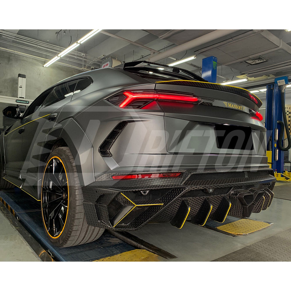 Mansory Style Dry Carbon Fiber With Portion Primer Rear Bumper For Lamborghini URUS