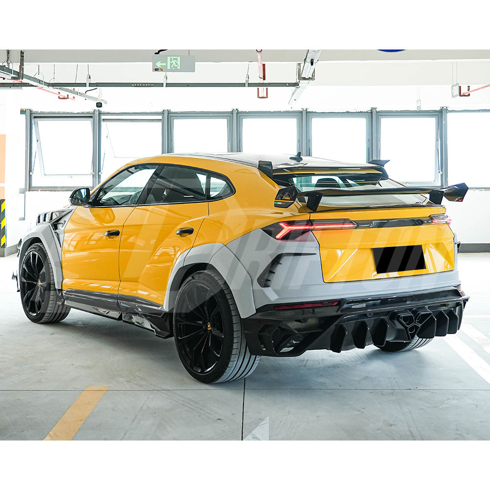 Mansory V2 Venatus Style Dry Carbon Fiber With Portion Primer Body Kit For Lamborghini URUS & S & Performante