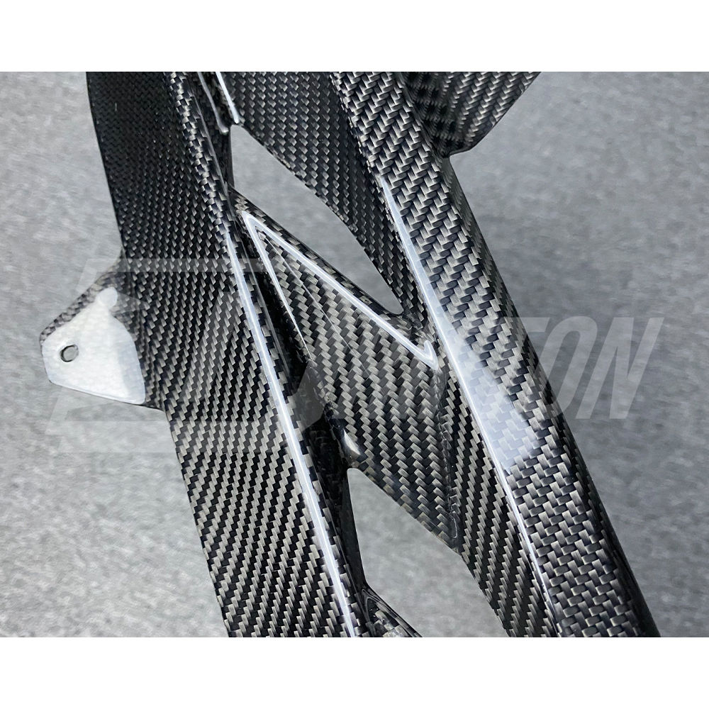 OEM Style Dry Carbon Fiber Hood Vents For Lamborghini URUS S & Performante