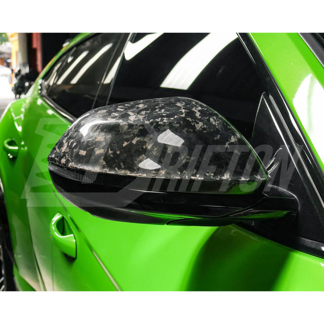 Topcar Style Dry Carbon Fiber Side Mirror Caps For Lamborghini URUS