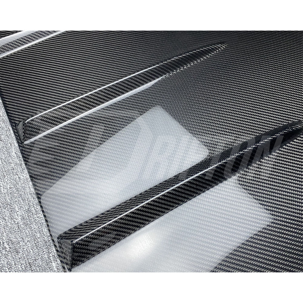 V Style Dry Carbon Fiber Car Roof Cover For Nissan 370Z Z34 2008-2019