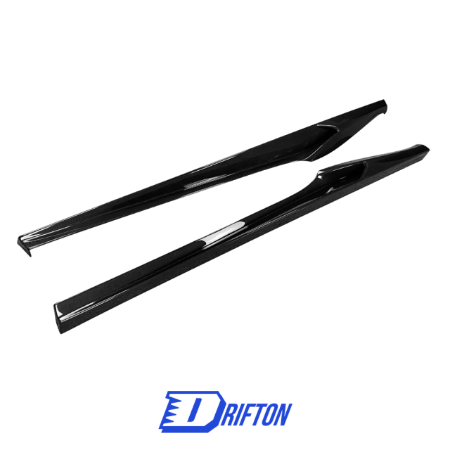 Novitec Style Dry Carbon Fiber Side Skirt For Ferrari 488 GTB Spider 2015-2018