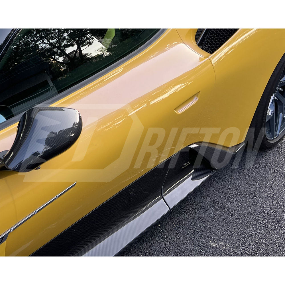 OEM Style Dry Carbon Fiber Side Skirt For Maserati MC20