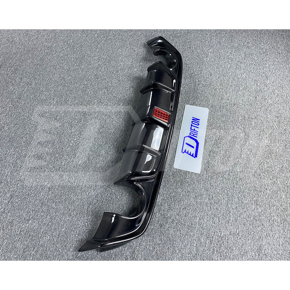 LED Brake Light Style Carbon Fiber Rear Diffuser For INFINITI Q60 2016-2022