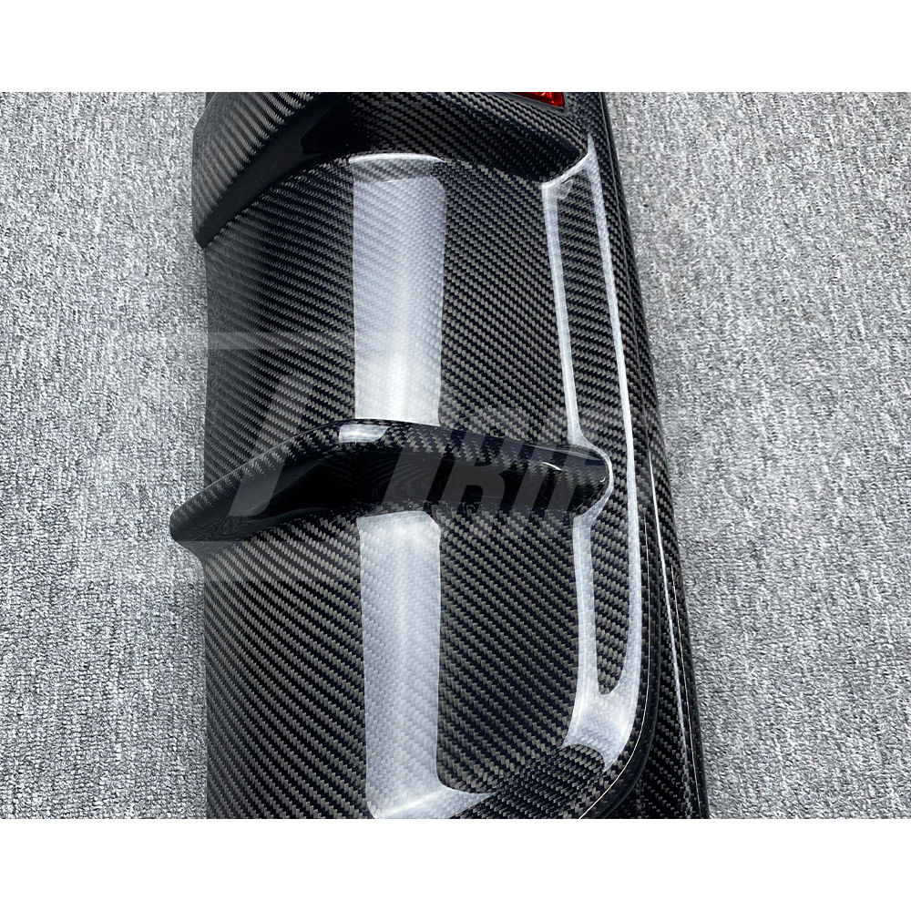 LED Brake Light Style Carbon Fiber Rear Diffuser For INFINITI Q60 2016-2022